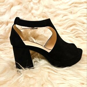 Dress shoes
